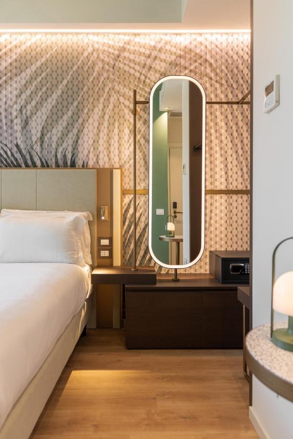 Boutique Hotel Martini 17 Milano Esterno foto