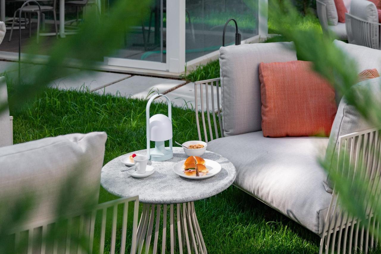 Boutique Hotel Martini 17 Milano Esterno foto