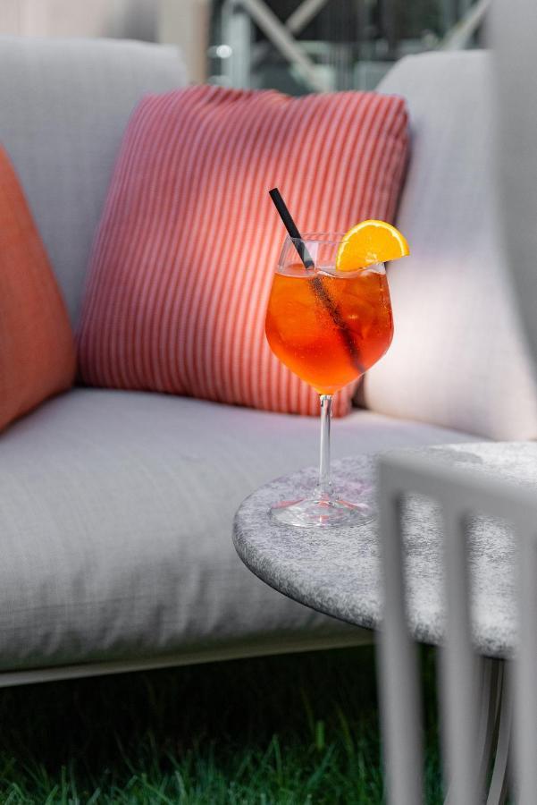 Boutique Hotel Martini 17 Milano Esterno foto