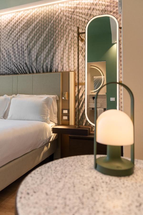 Boutique Hotel Martini 17 Milano Esterno foto